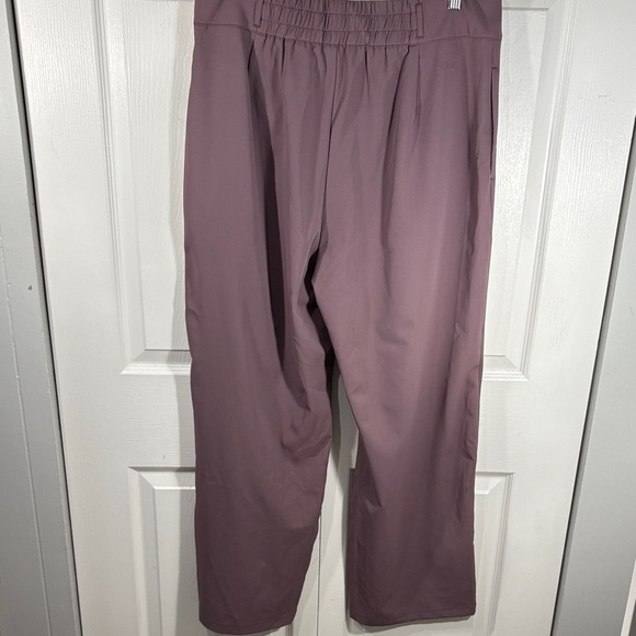 NWT HALARA Plum Relaxed-Fit Pants - Picture 4 of 6